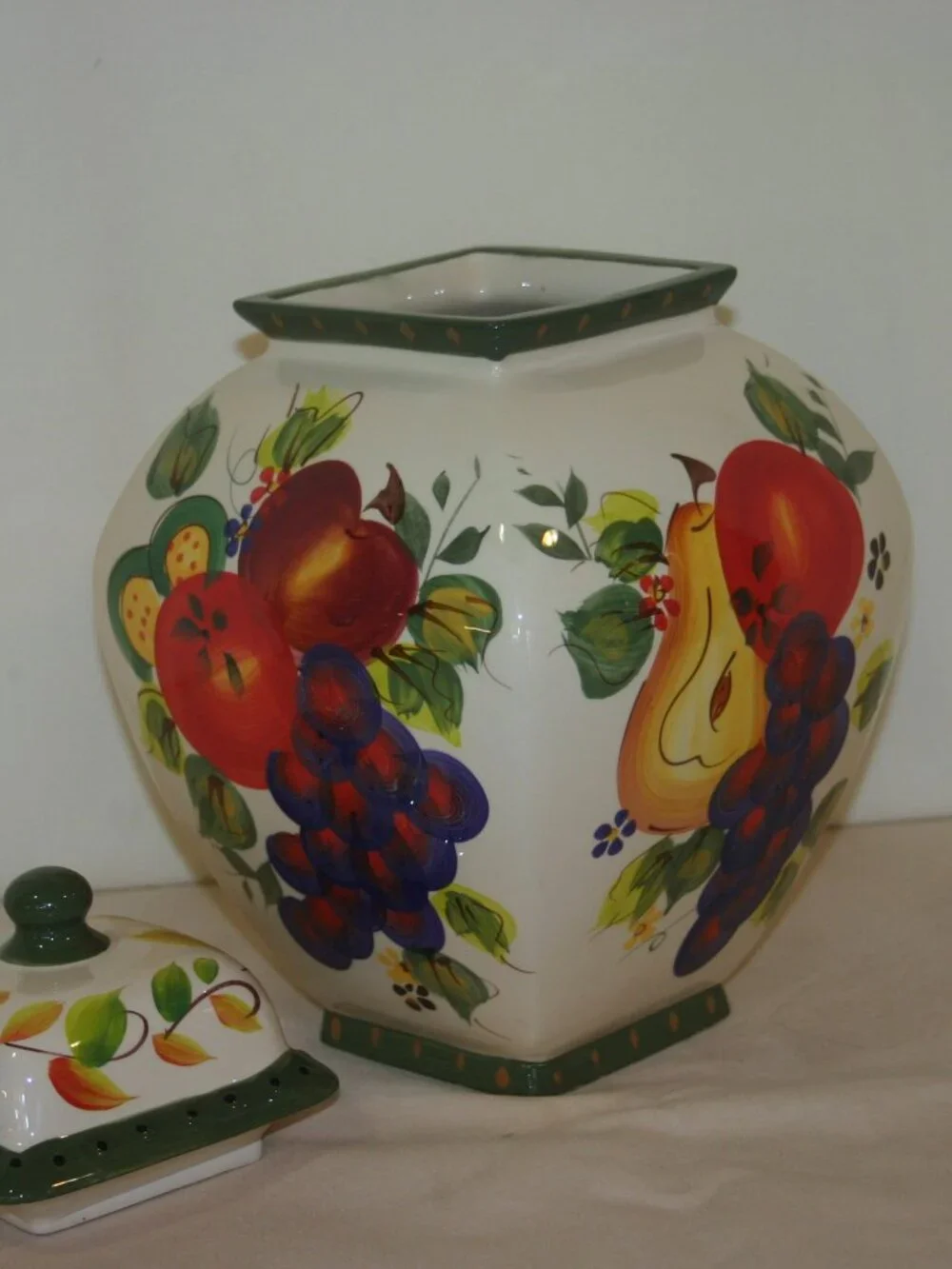 BISCOTTI Large Hand Made for Nonni's Canister Cookie Jar B-326